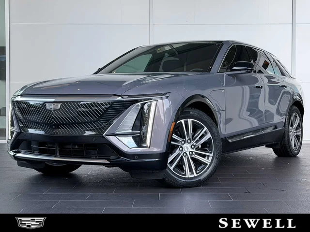 2024 Cadillac LYRIQ Luxury 1