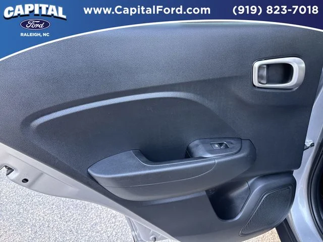 Used 2025 Silver Hyundai SEL image 17