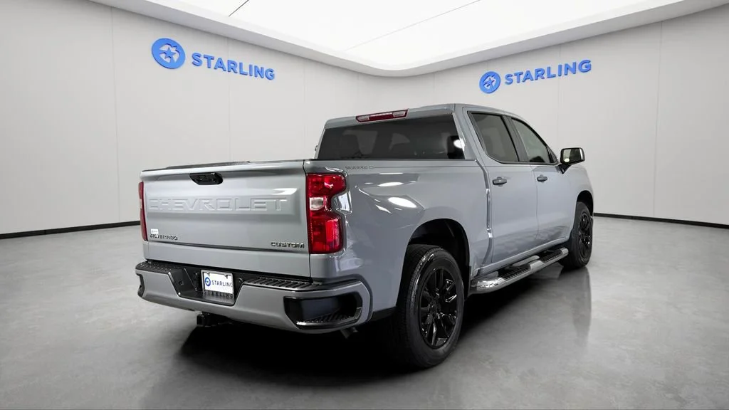 Used 2025 Slate Gray Metallic Chevrolet Custom image 8