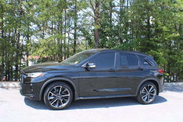 Used 2025 Black Obsidian INFINITI SPORT image 4