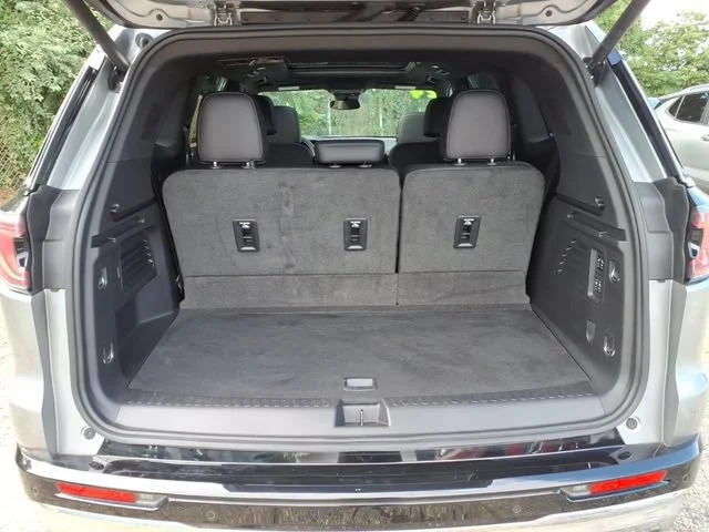 2024 GMC Acadia Denali - Photo 14