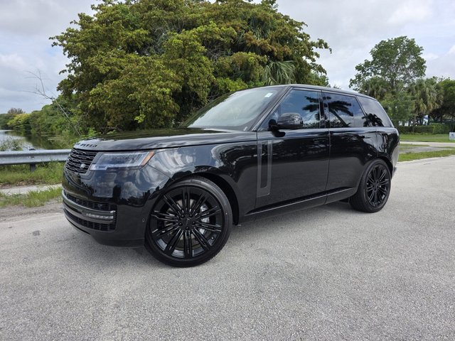 2026 Land Rover Range Rover SE