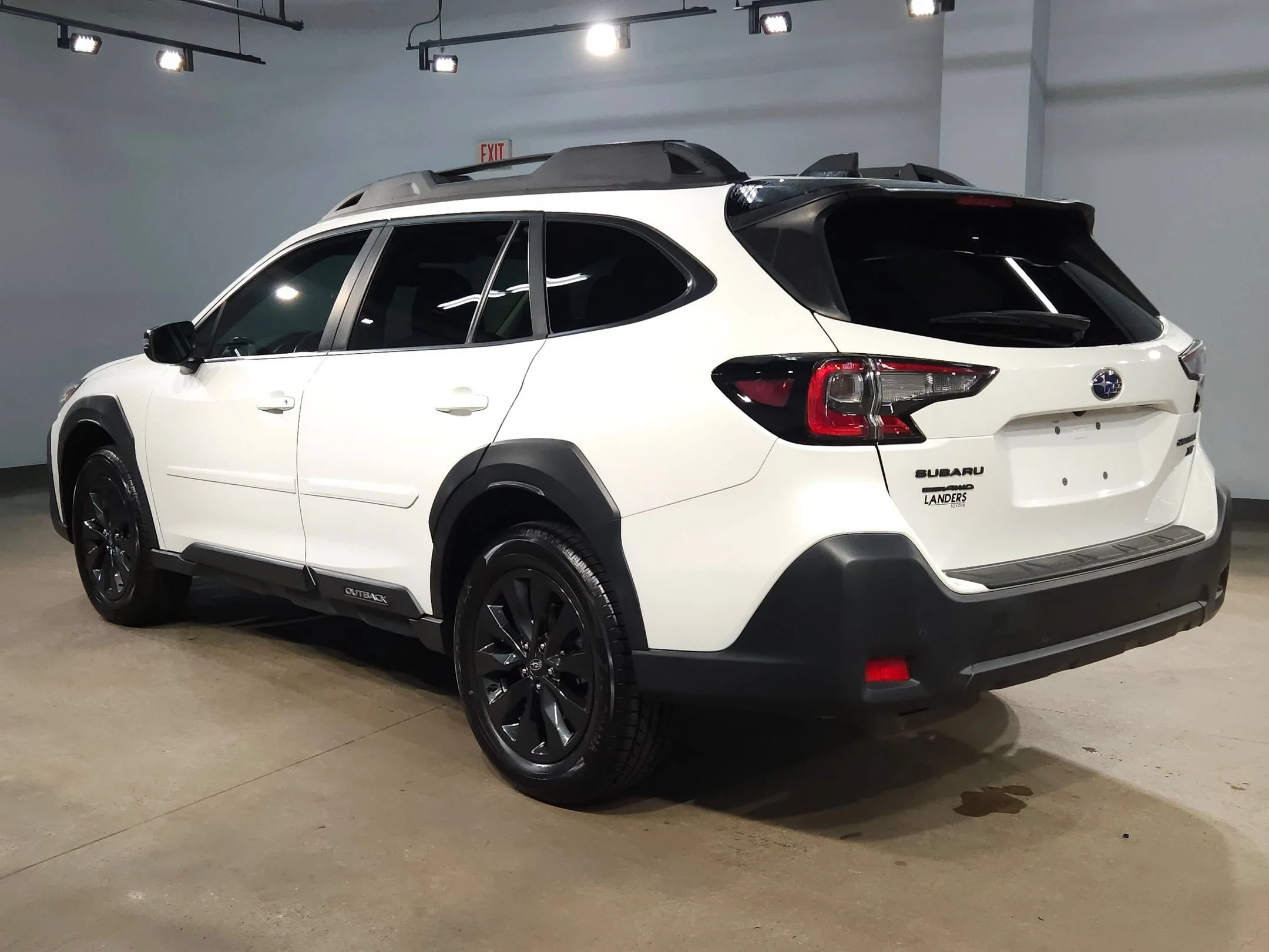 Used 2024 Crystal White Pearl Subaru Onyx Edition XT image 5