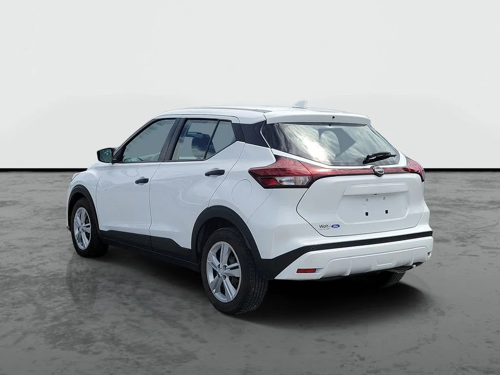 Used 2024 White Nissan S image 3