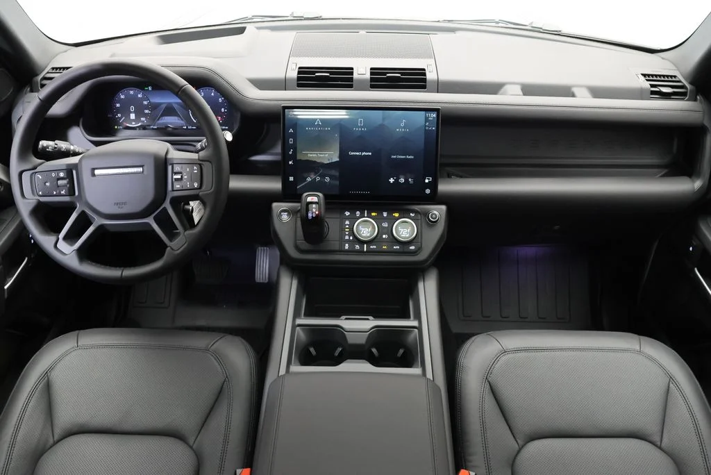 2026 Land Rover Defender X-Dynamic SE - Photo 16