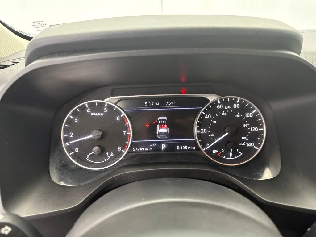 Used 2024 White Nissan SV image 27
