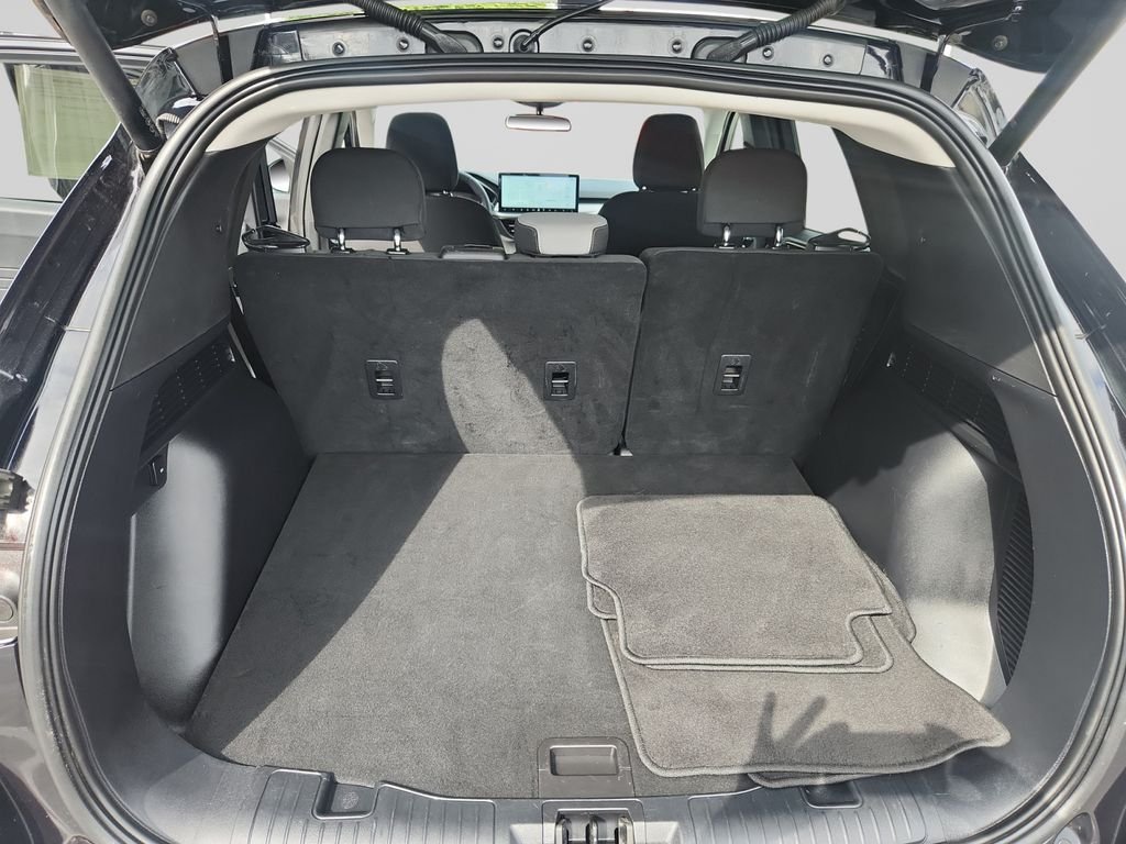 Used 2024 Black Ford Active image 19