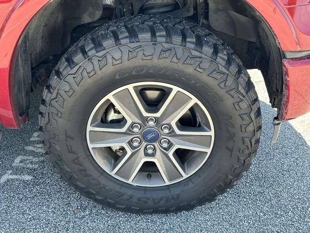 Used 2017 Ruby Red Metallic Ford XLT image 8