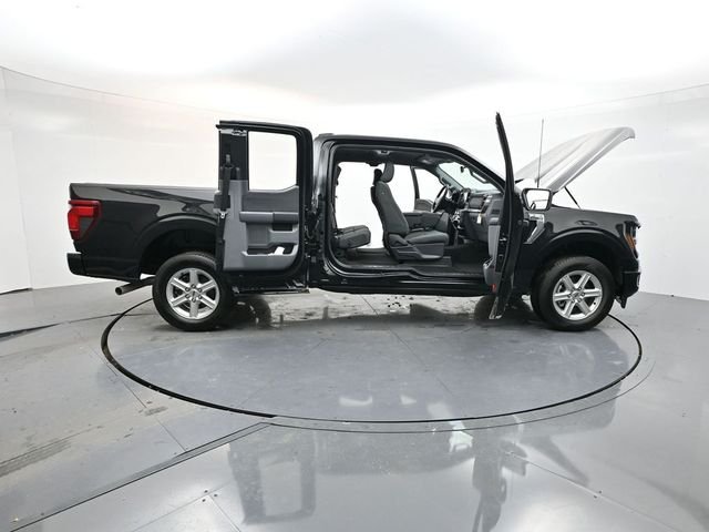 New 2026 Black Ford XLT image 41