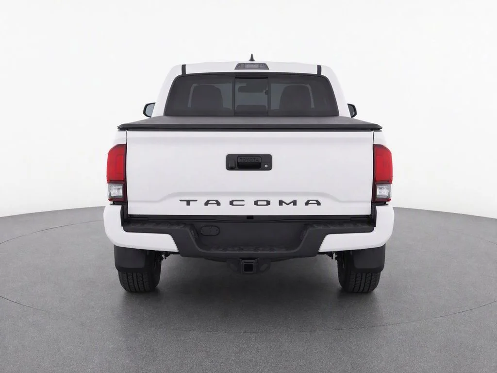 Used 2021 White Toyota SR5 image 6
