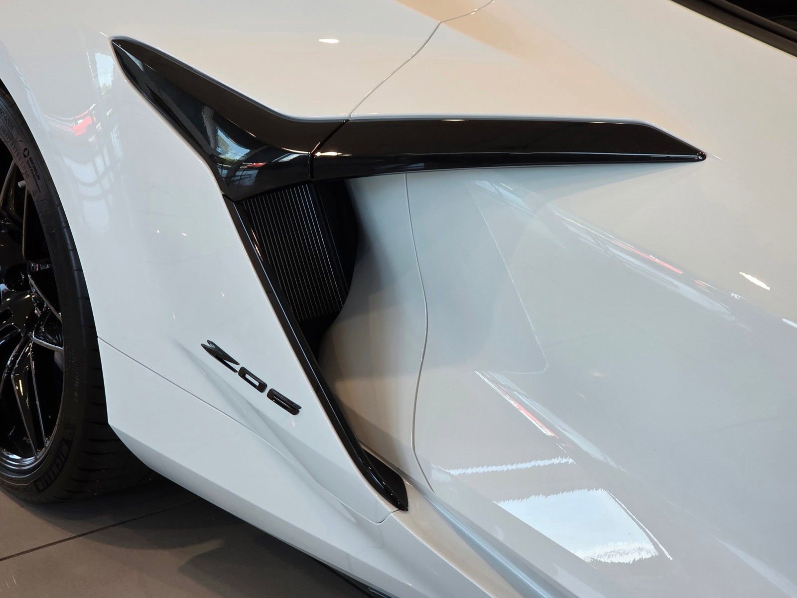 New 2026 Arctic White Chevrolet 2LZ image 14