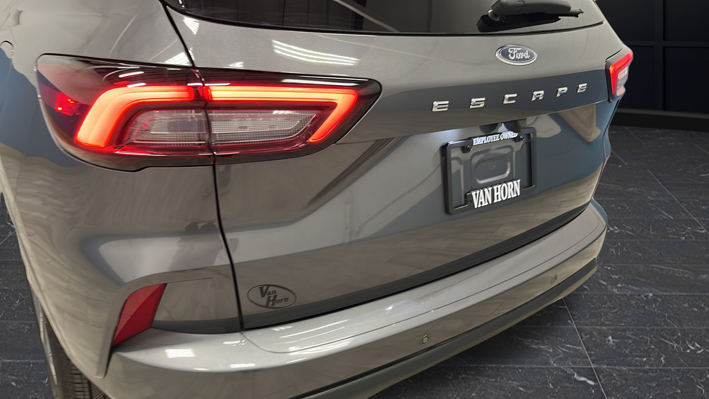 Used 2024 Carbonized Gray Metallic Ford ST-Line image 37
