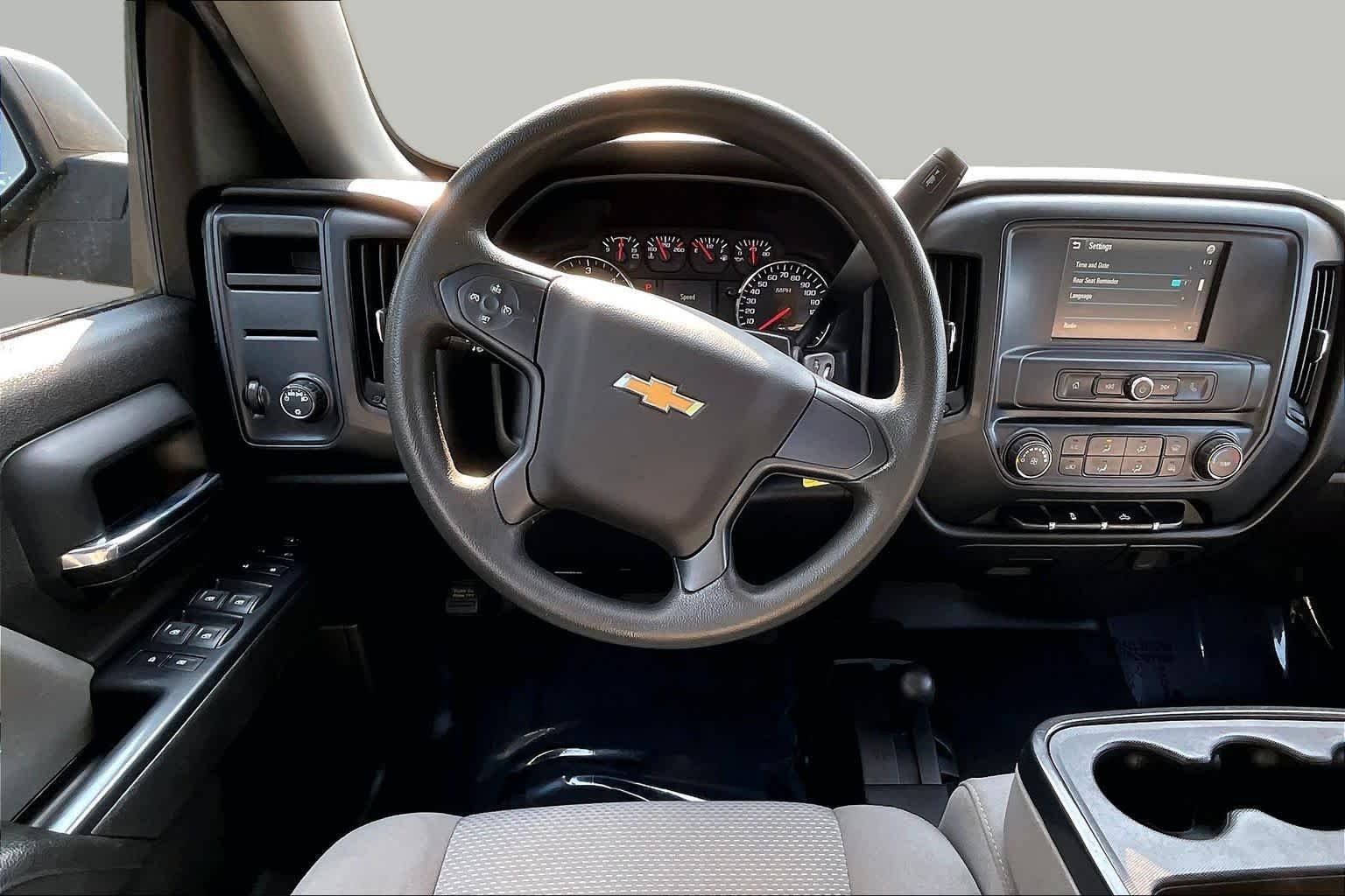 Used 2018 Black Chevrolet Custom image 6