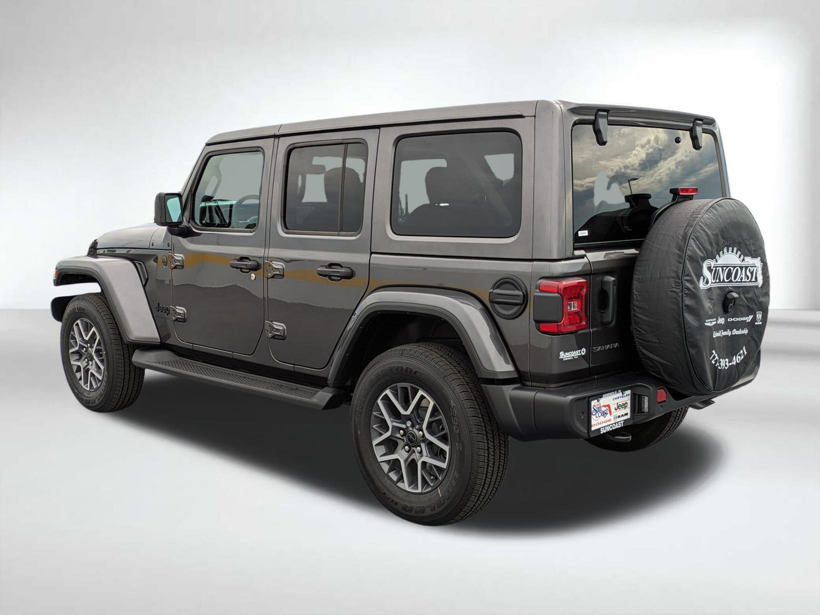 2026 Jeep Wrangler 4-Door Sahara - Photo 6