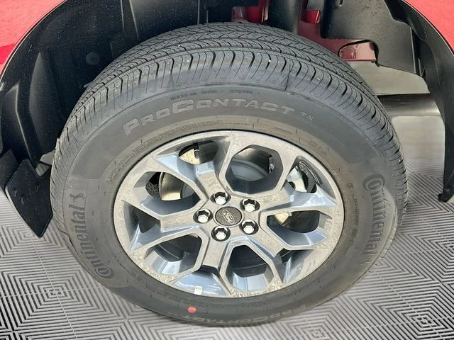 New 2026 Ruby Red Metallic Ford XLT image 18