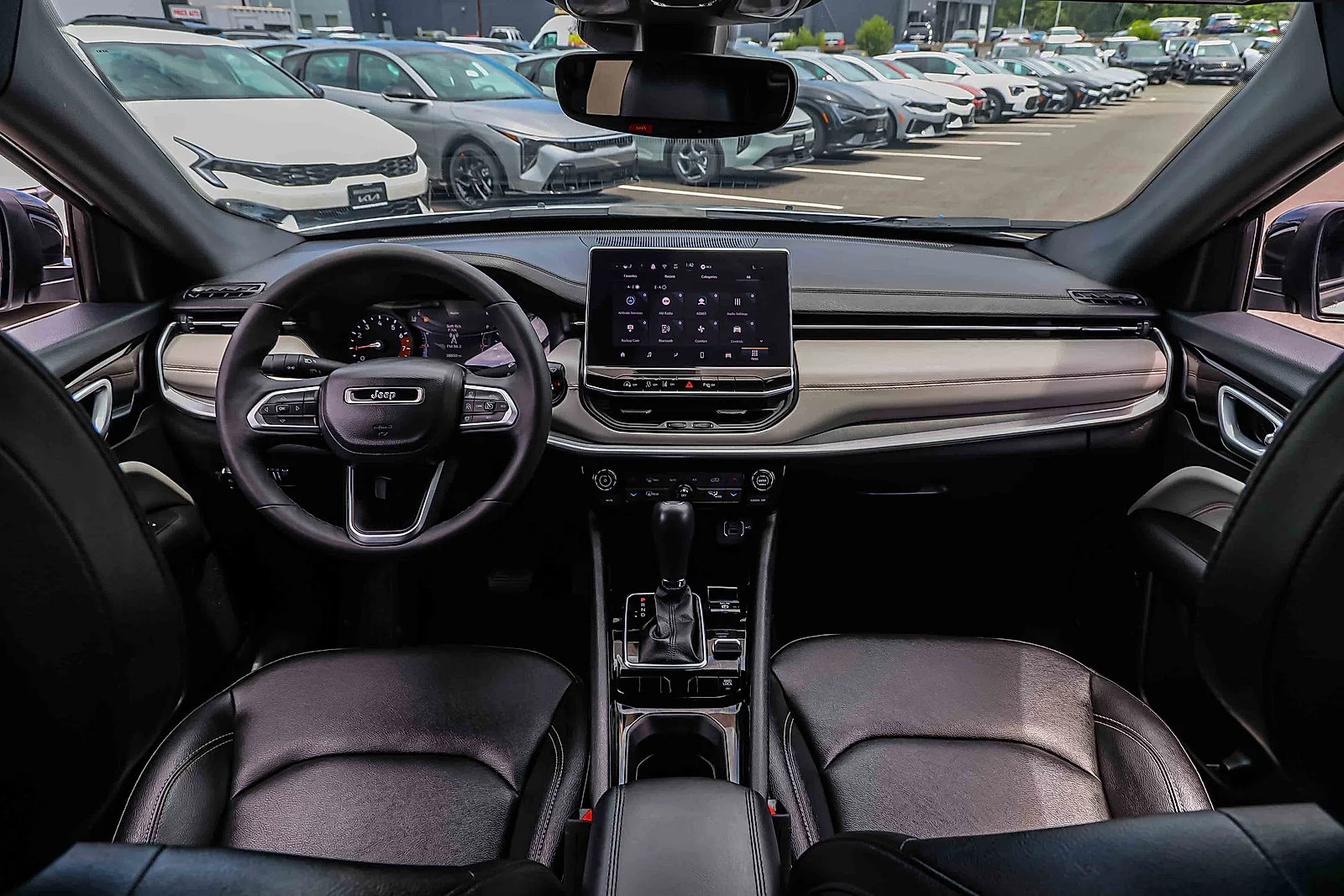 2025 Jeep Compass Limited - Photo 19