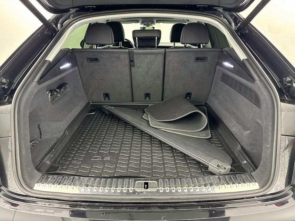 Used 2019 Black Audi 3.0T Prestige image 27