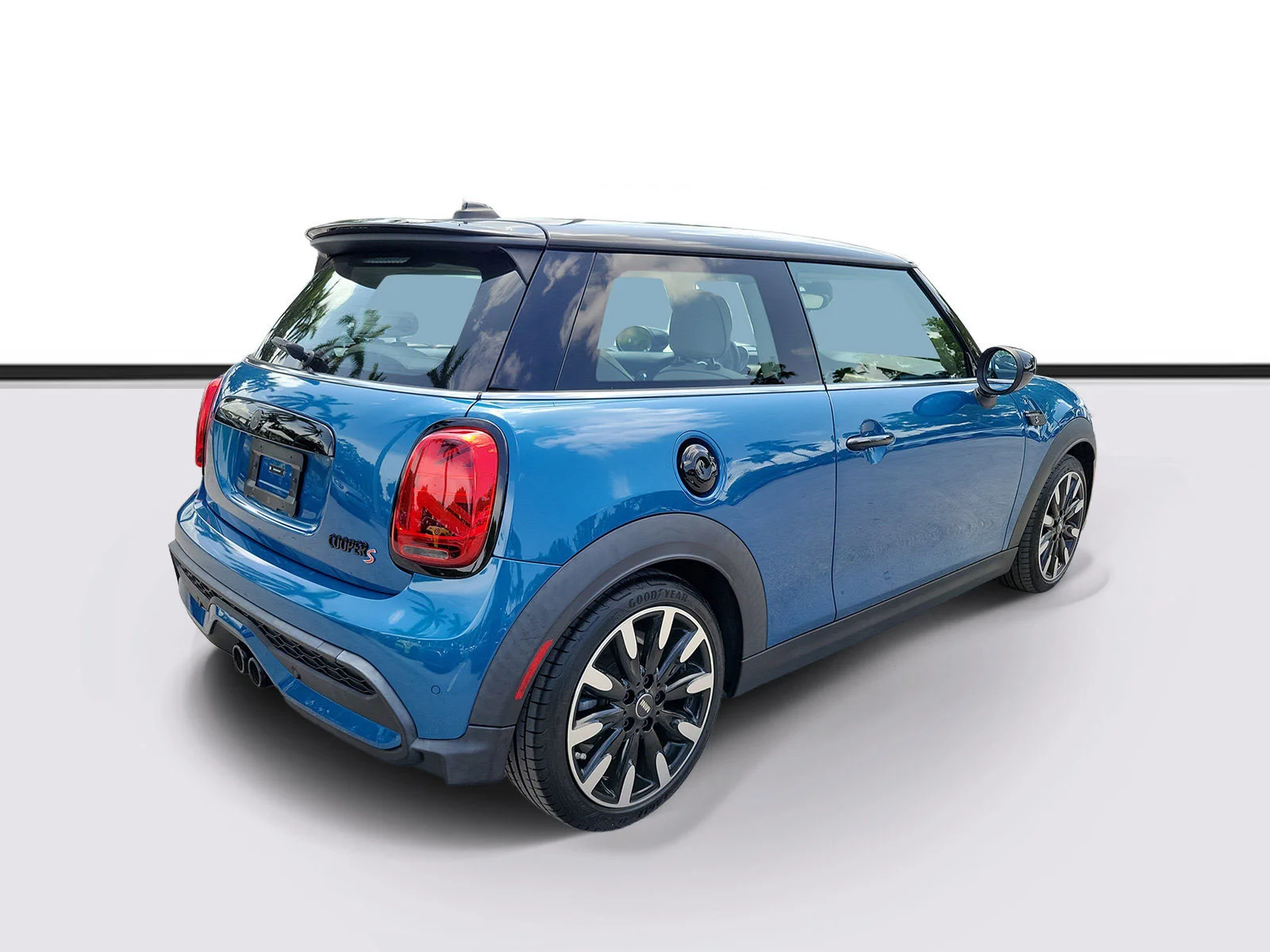 Used 2024 Island Blue Metallic MINI Cooper S image 4