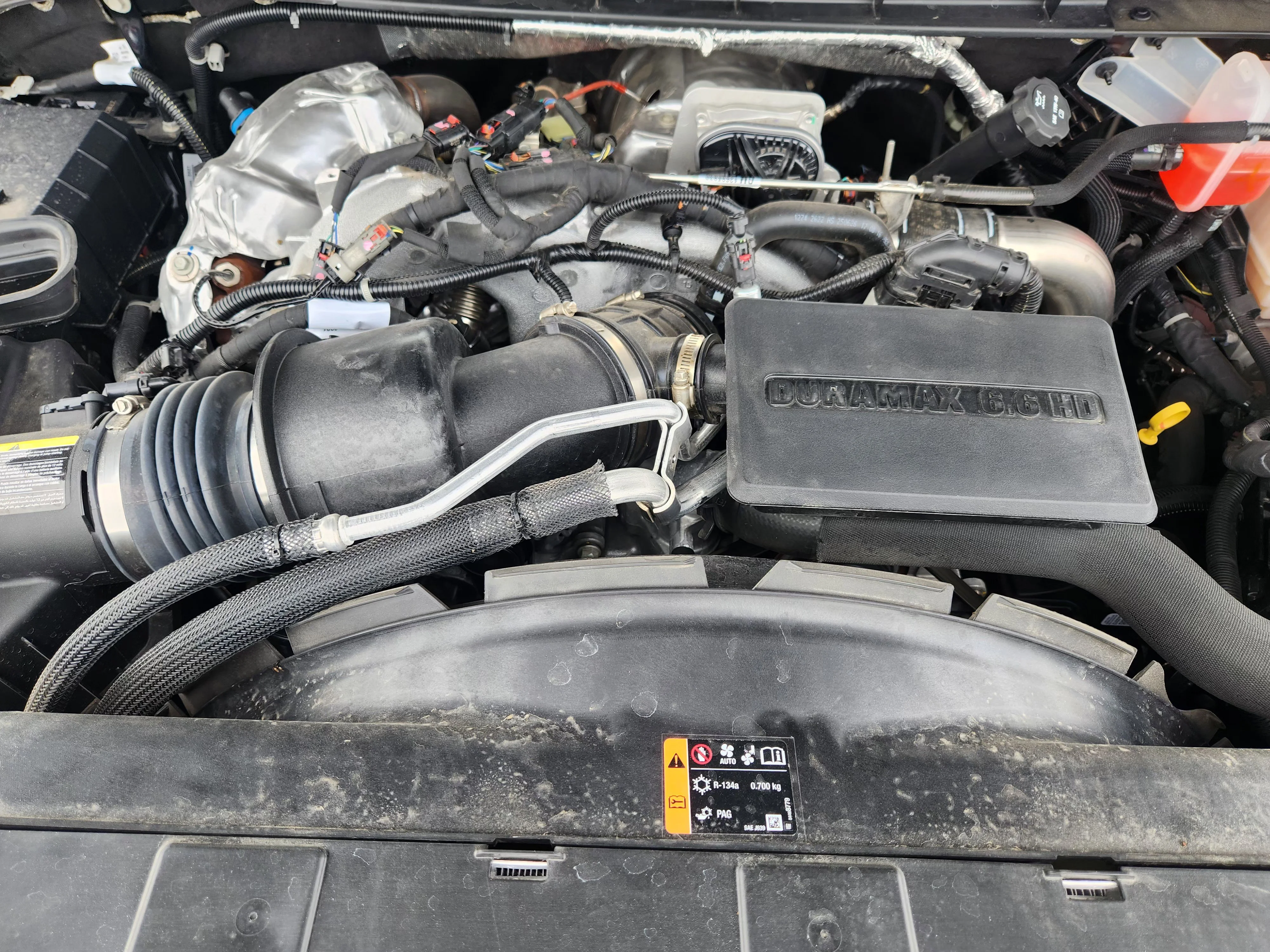 Used 2026 Titanium Rush Metallic GMC AT4 image 32
