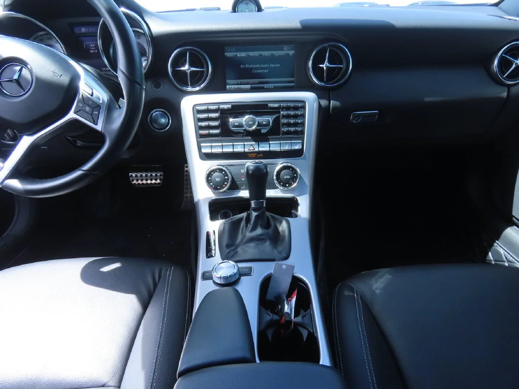 Used 2015 Black Mercedes-Benz SLK 250 image 7