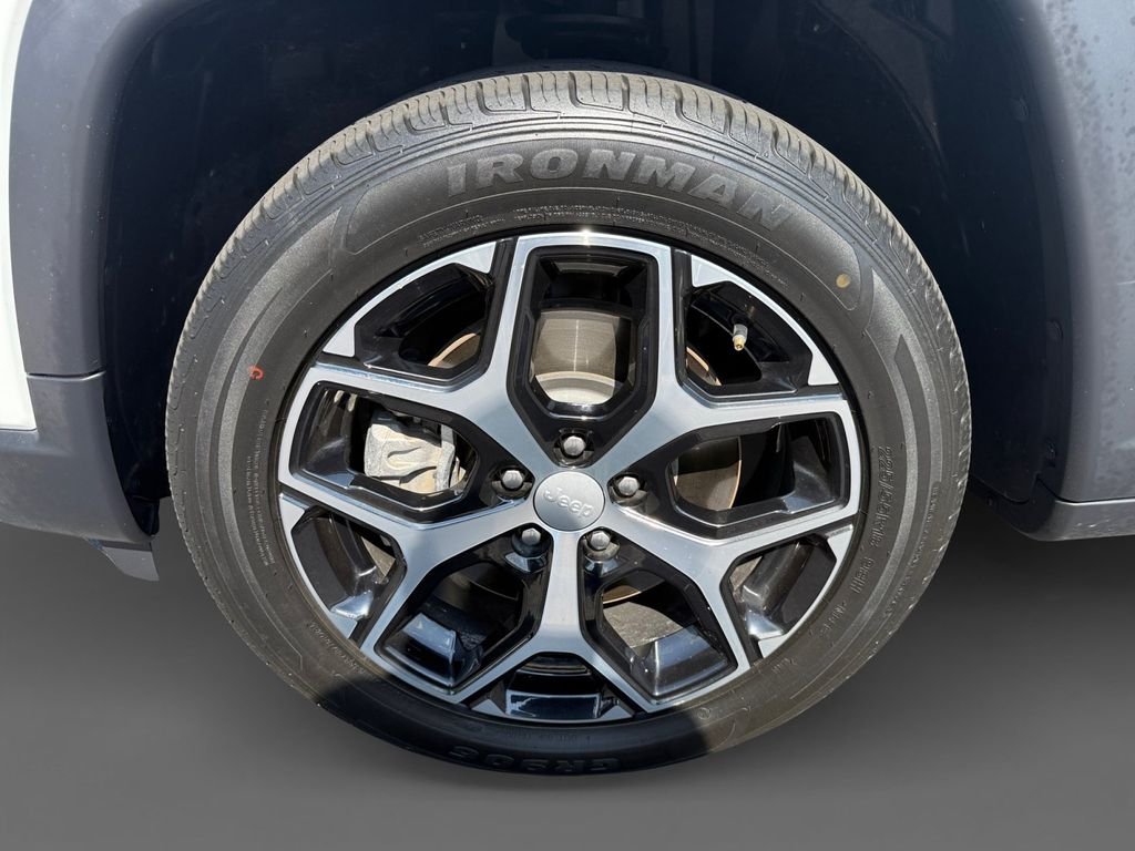 Used 2024 White Jeep Limited image 15