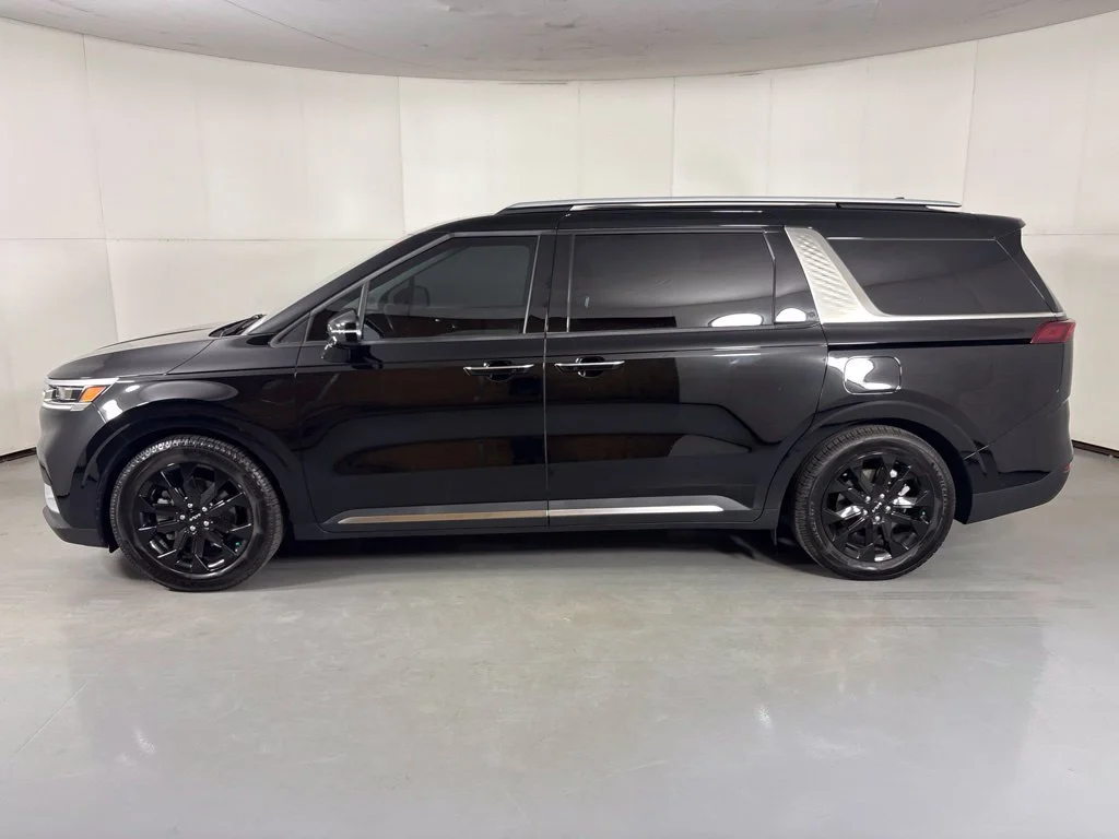 Used 2024 Black Kia SX Prestige image 5
