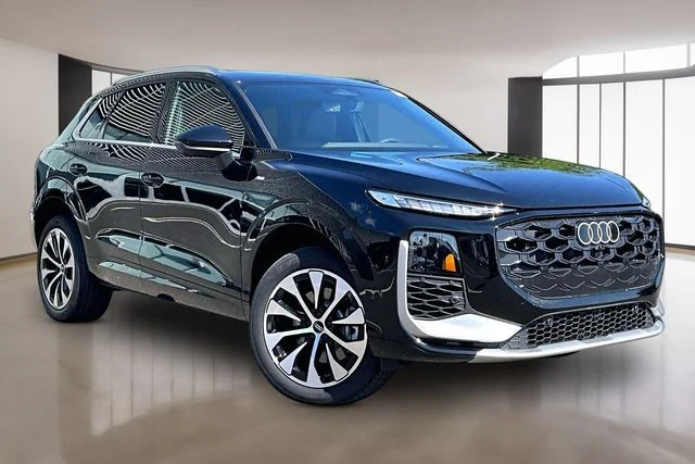 2026 Audi Q3 S line