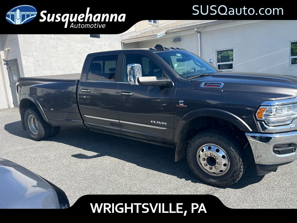 2019 RAM 3500 Limited 4X4 Crew Cab LWB's photo