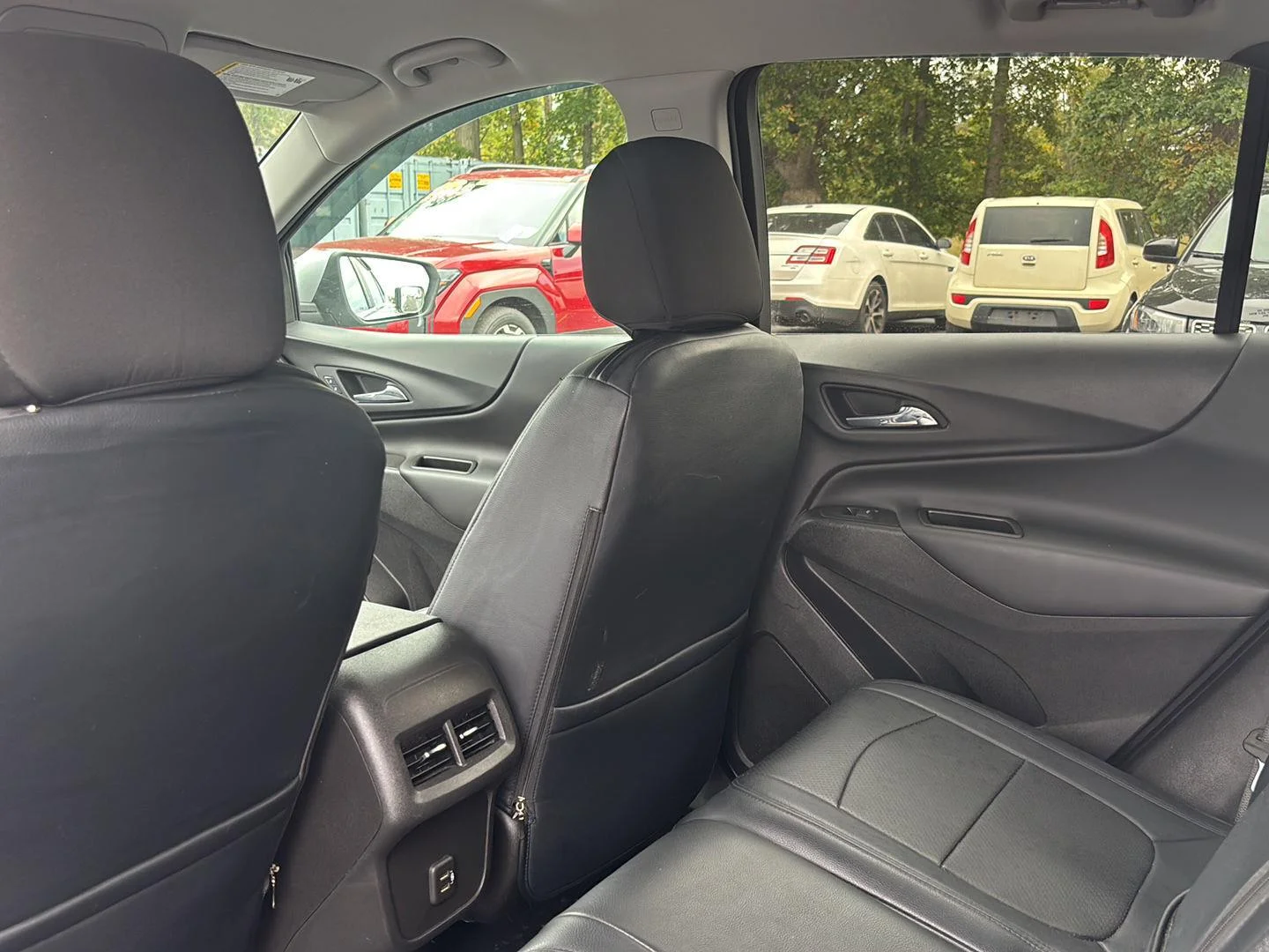 Used 2022 Silver Ice Metallic Chevrolet LT image 15