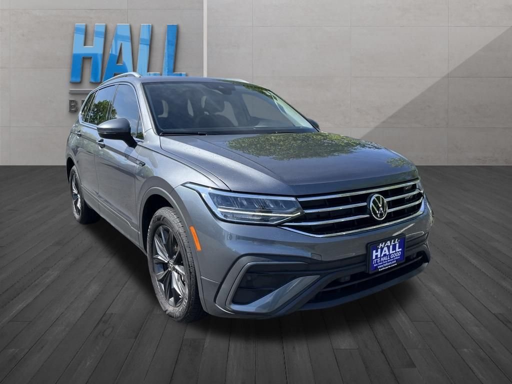 Used 2024 Gray Volkswagen 2.0T SE image 8