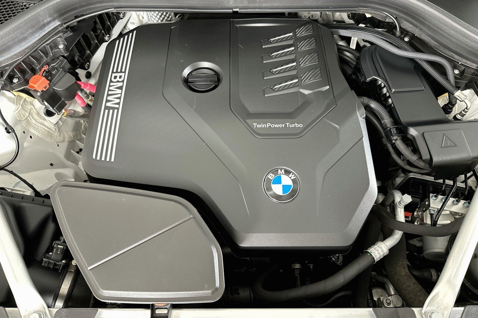 Used 2023 Alpine White BMW sDrive30i image 13