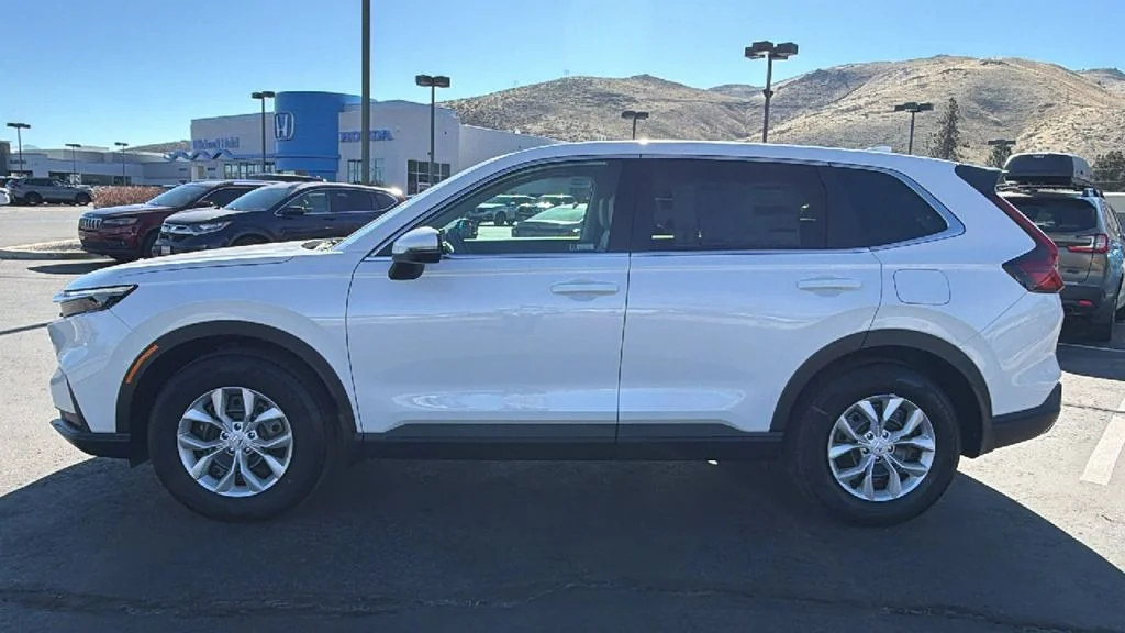 2026 Honda CR-V LX - Photo 9