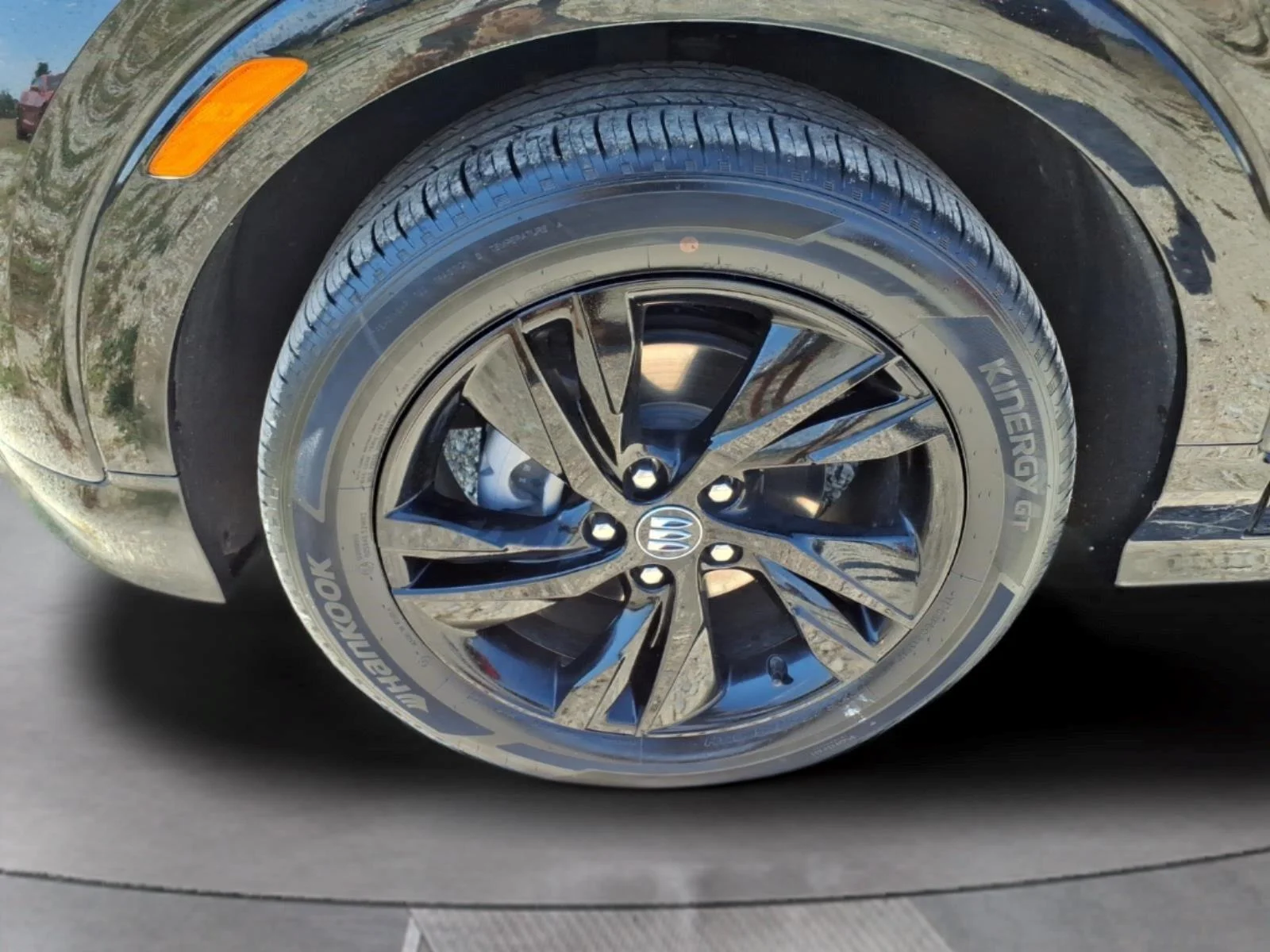 Used 2024 Ebony Twilight Metallic Buick Sport Touring image 9