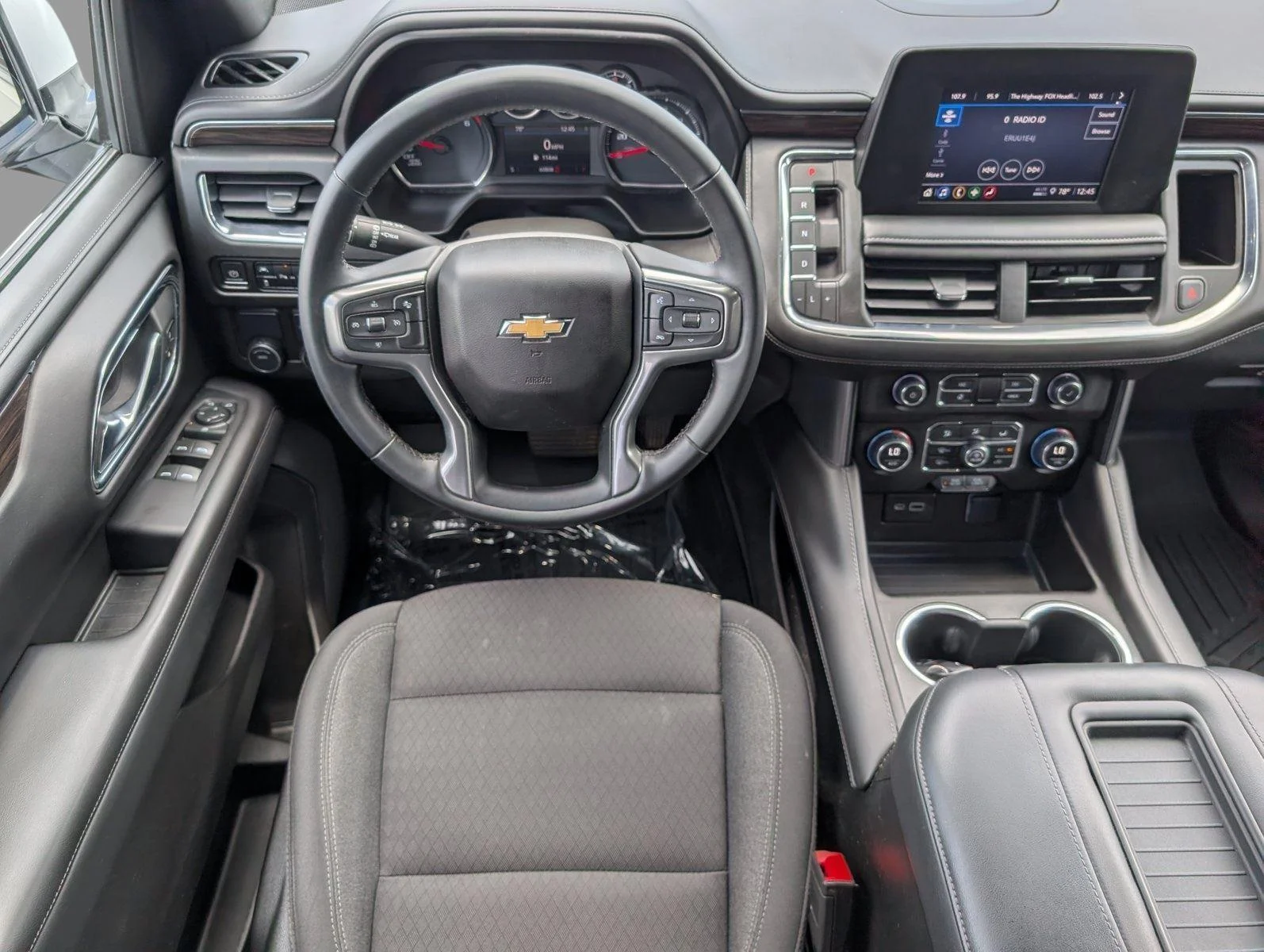 Used 2023 Summit White Chevrolet LS image 28
