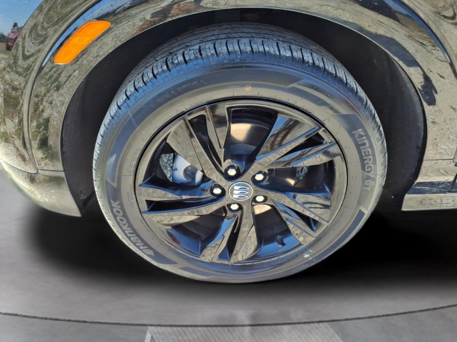 Used 2024 Ebony Twilight Metallic Buick Sport Touring image 9