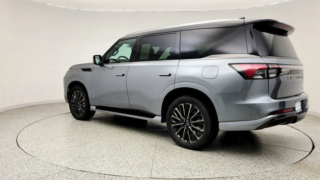 Used 2025 Dynamic Metal/Black Obsidian INFINITI AUTOGRAPH AWD image 7