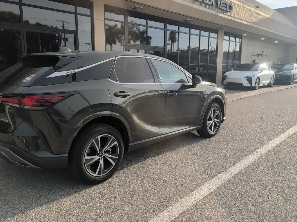 Certified Used 2024 Green Lexus 350 image 5