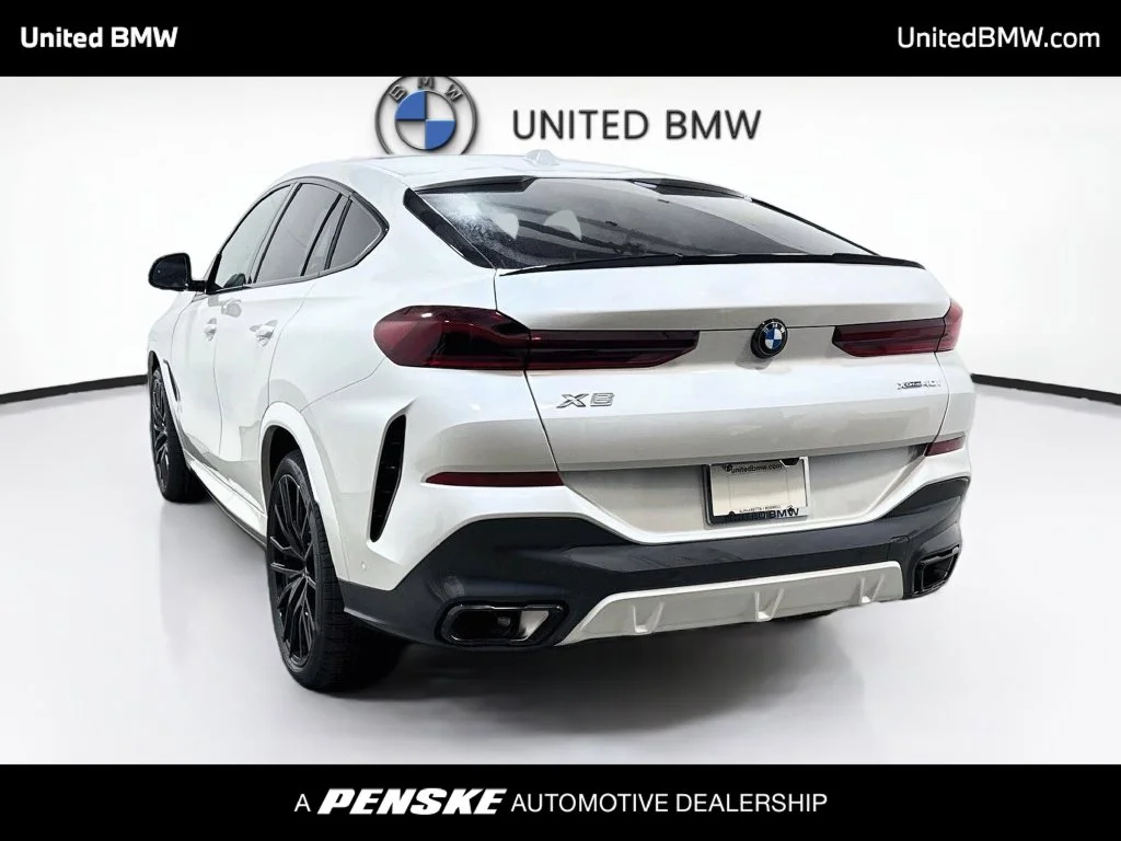 New 2027 Mineral White Metallic BMW xDrive40i image 7