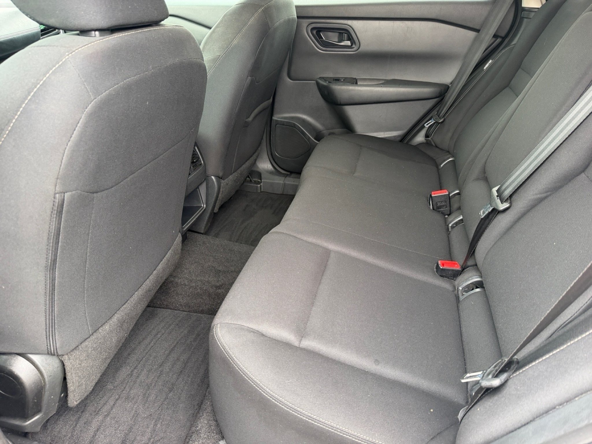 Used 2024 Glacier White Nissan S image 16