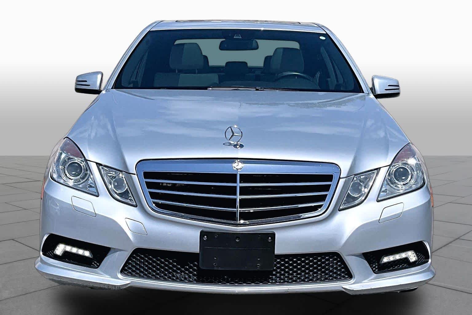 Pre-Owned 2011 Mercedes-Benz E 550 Luxury