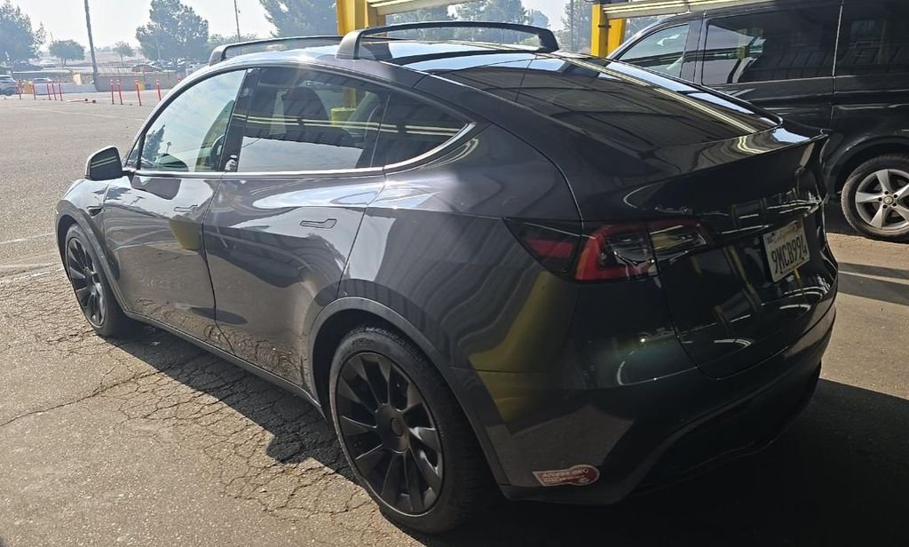 Used 2021 Gray Tesla Long Range image 4