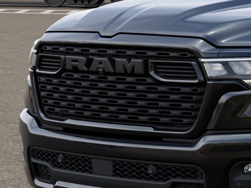 New 2026 Diamond Black Crystal Pearl-Coat Exterior Paint RAM Big Horn/Lone Star image 7