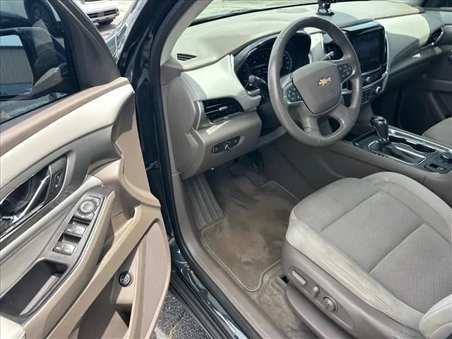 Certified Used 2020 GRAPHITE METALLIC Chevrolet LT Cloth image 13