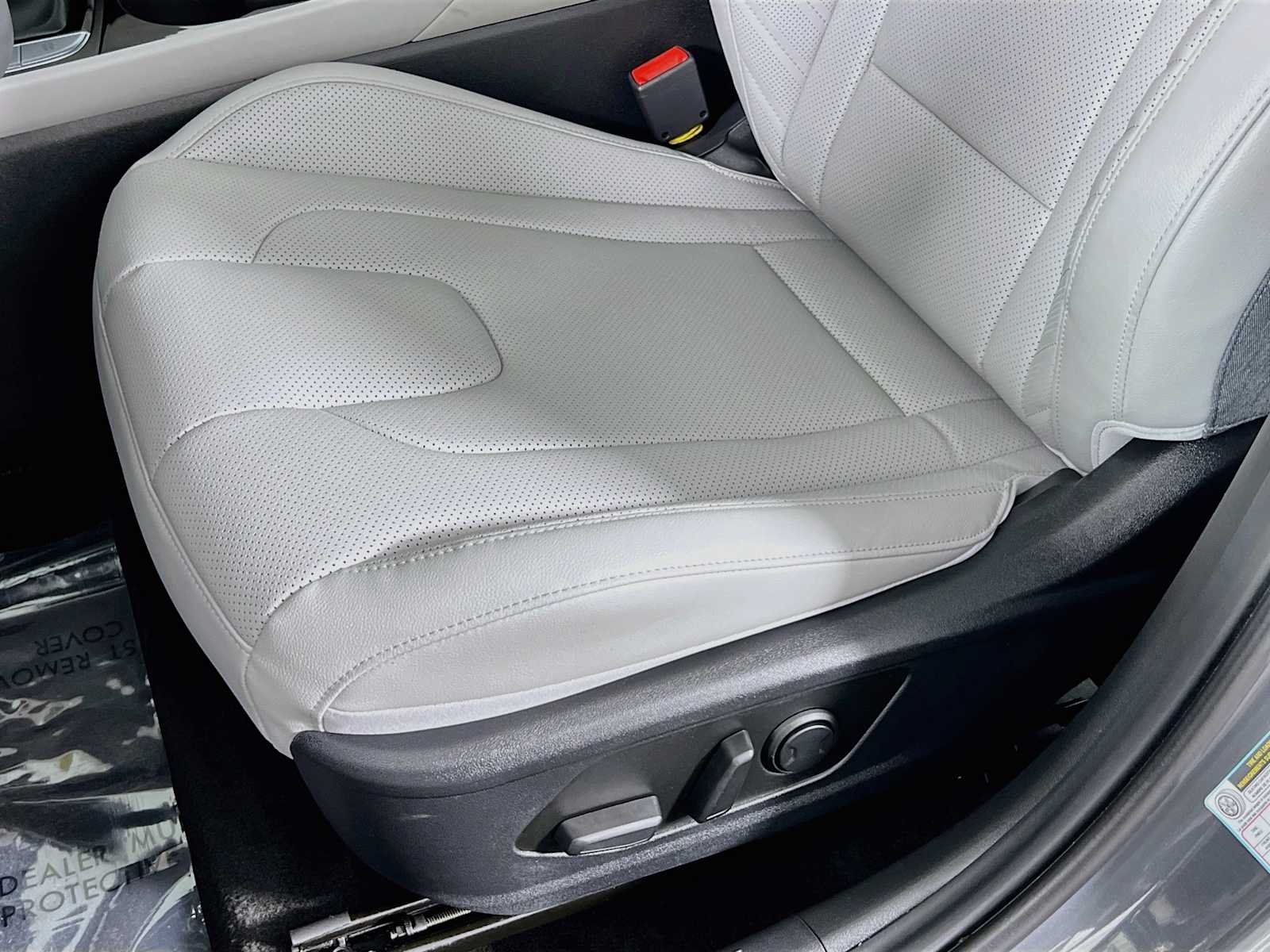Certified Used 2026 Ecotronic Gray Hyundai Limited image 20
