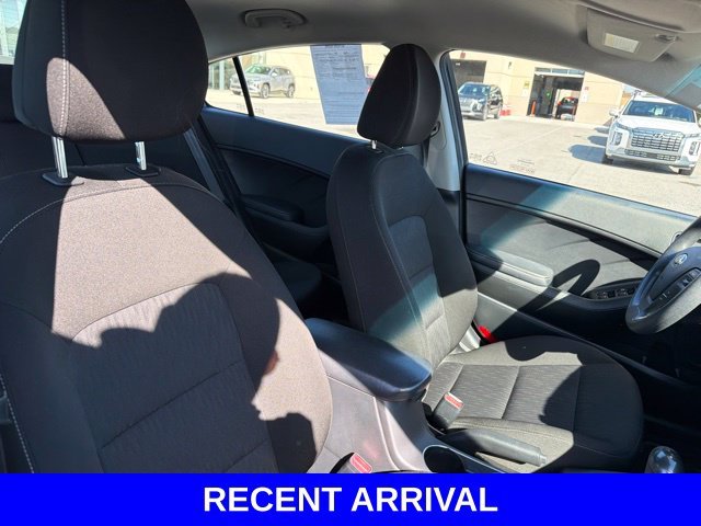 Used 2016 Blue Kia LX image 34