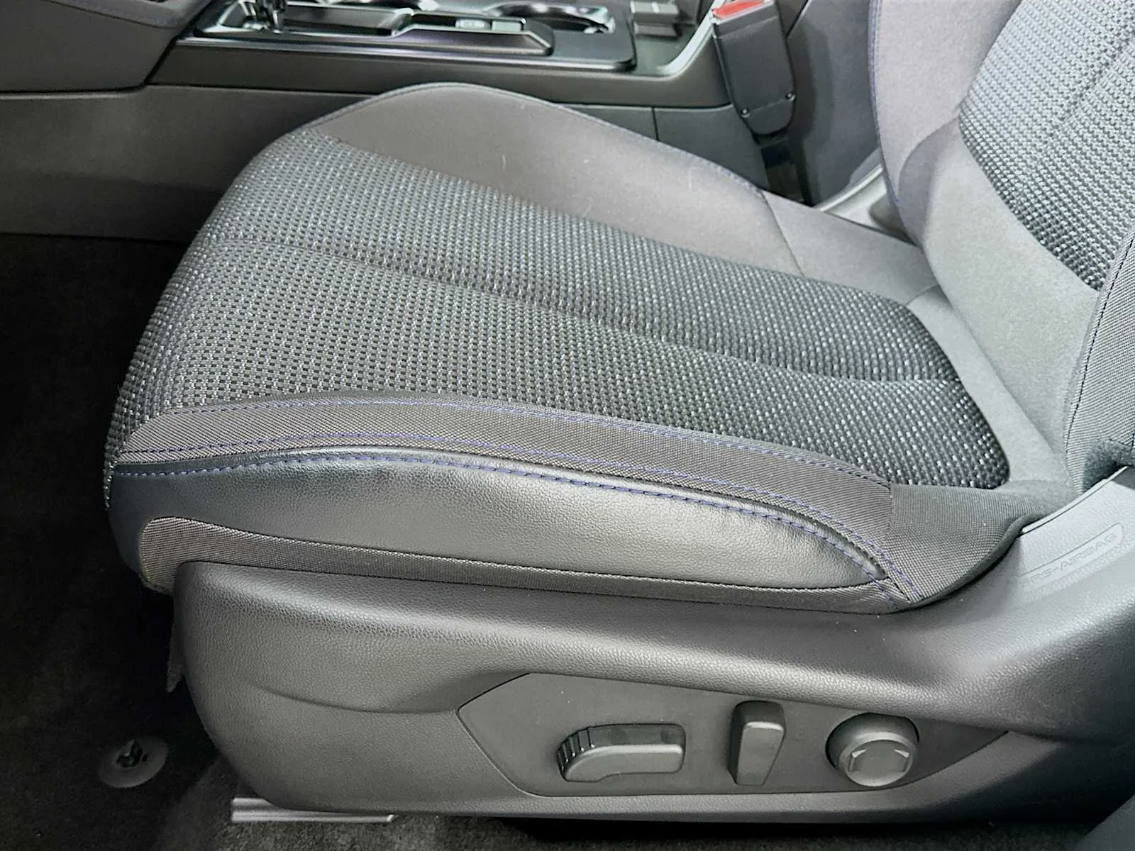 Certified Used 2026 River Rock Pearl Subaru Premium image 17