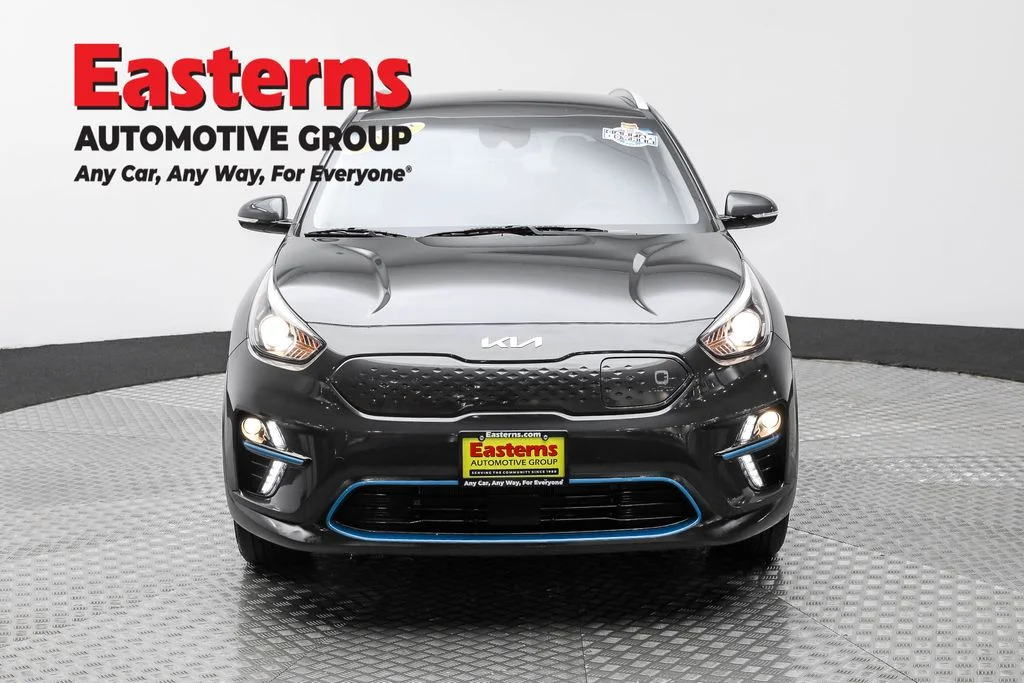 Used 2022 Gray Kia EX image 2