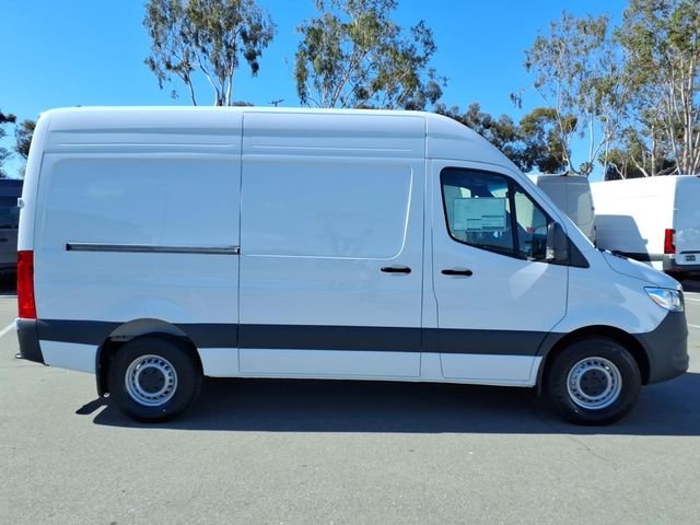 New 2026 White Mercedes-Benz Cargo 144 WB image 22