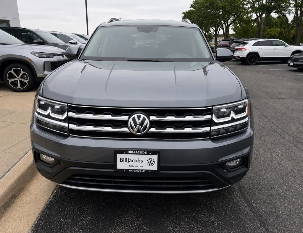 Used 2019 Gray Volkswagen 2.0T SE image 4