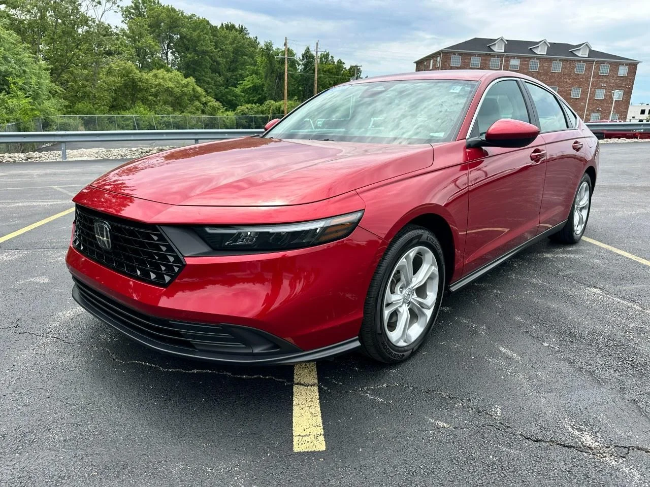 2023 Honda Accord LX - Photo 8